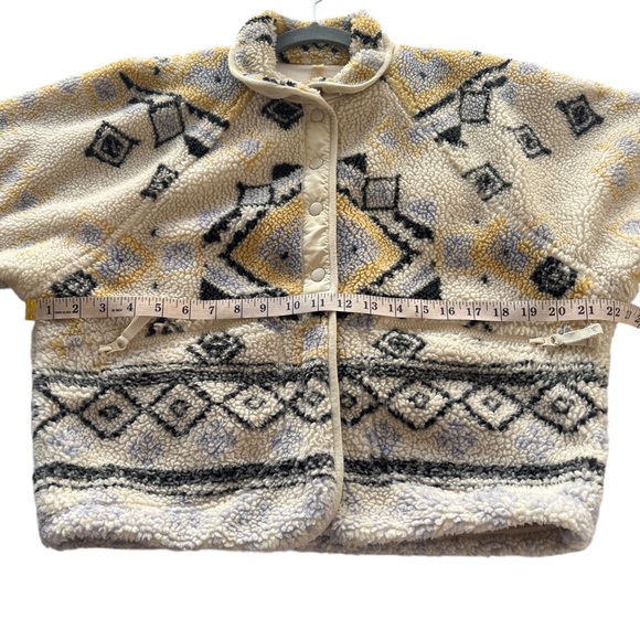 Free People Movement Small Hit the Slopes Tribal Print Fleece Teddy Jacket - Picture 12 of 15